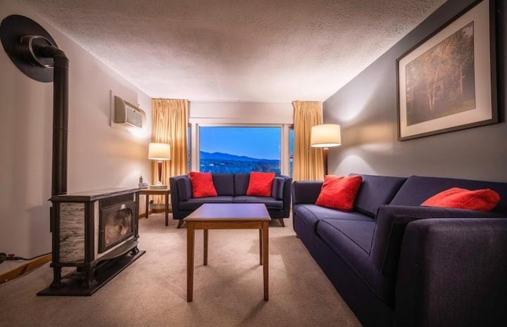 Sun & Ski Inn And Suites Стоу Экстерьер фото